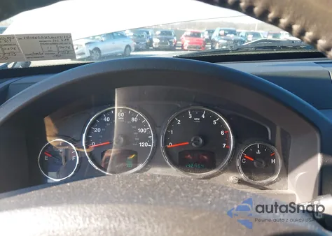 2010 Jeep Liberty Limited z USA, uszkodzony, nr VIN 1J4PN5GK5AW151882